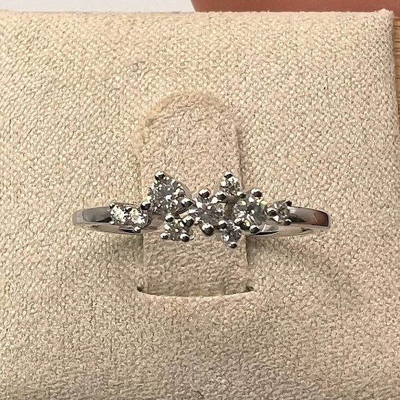 Multi cluster round brilliant ring - Picture 1 of 7